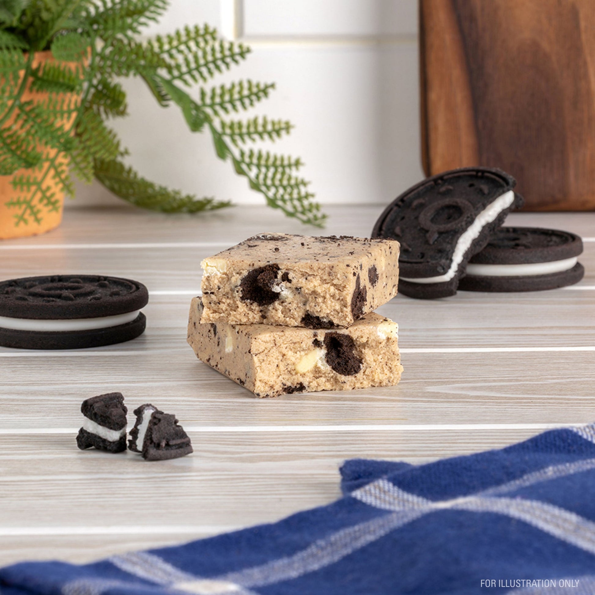 cookies-and-cream-protein-bars-p3 15807_QN_USA_ProteinBar_CAC_InterimAssetUpdate_Digital_Tabletop1.jpg